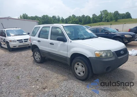 2005 Ford Escape Xls из США, поврежденный, VIN 1FMYU02Z75KB43599